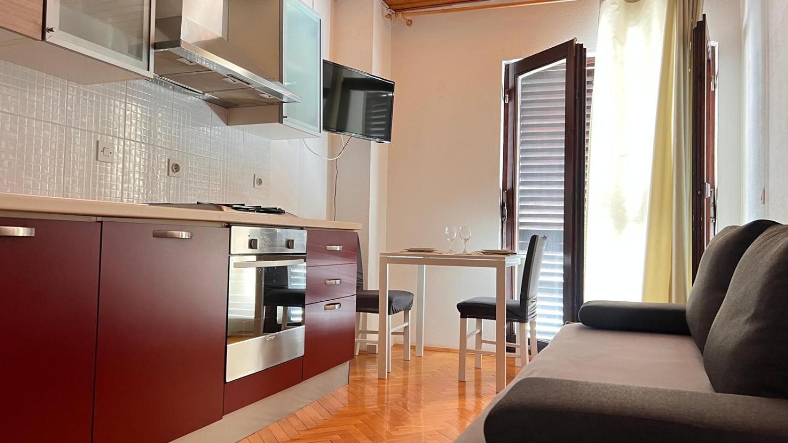 Apartment Kuba มาคาร์สกา ภายนอก รูปภาพ